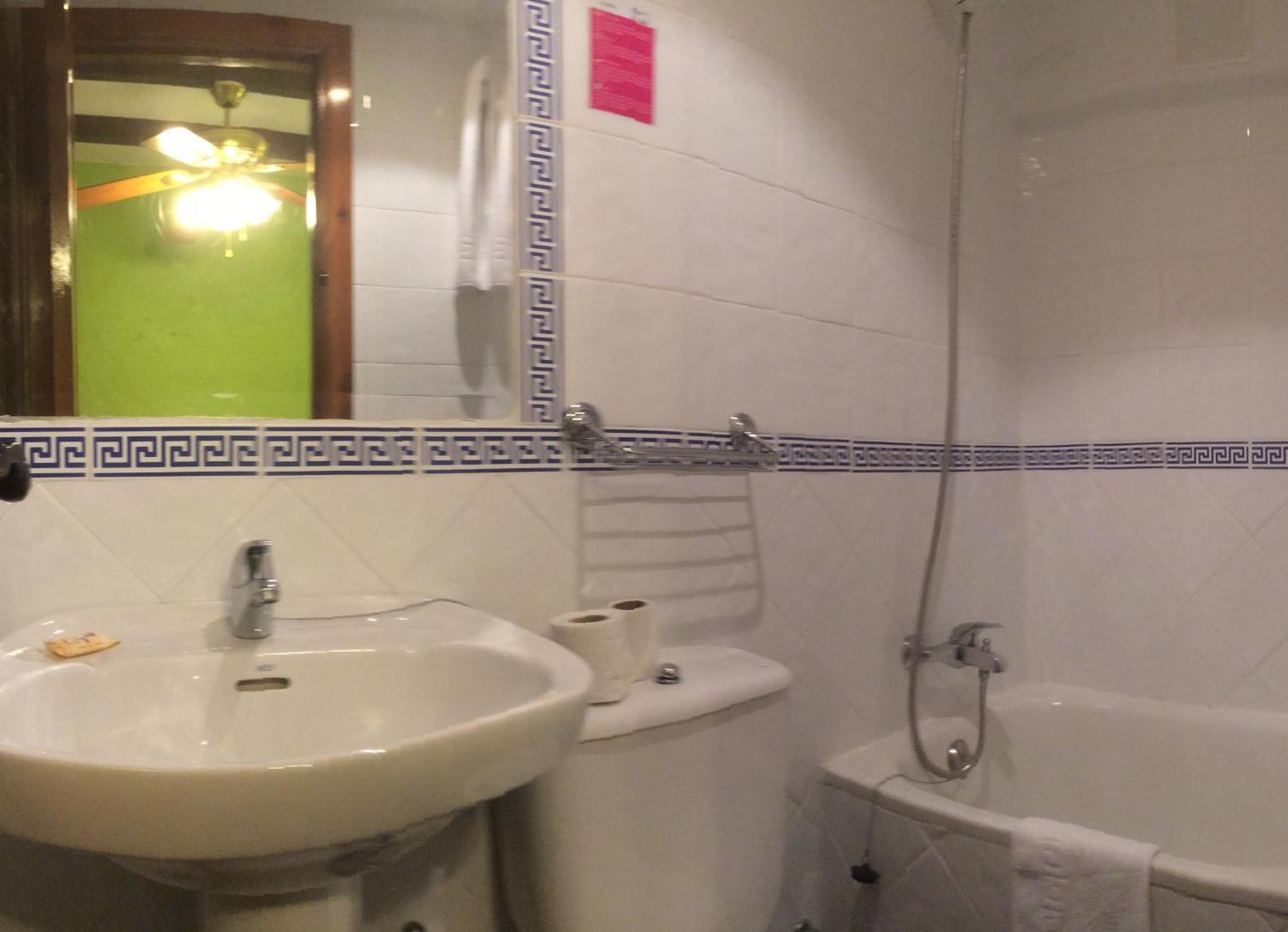 Hotel Hermanos Macias Ronda Habitación foto